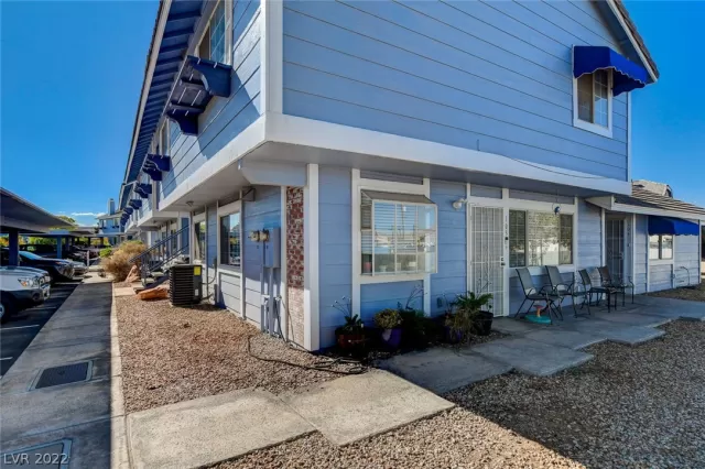 MLS: 2444160 Condo For Sale