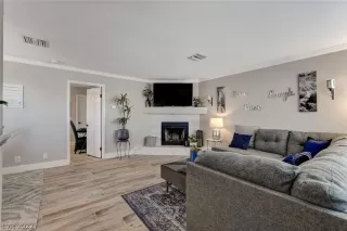 Photo #2: 2444160 Listing