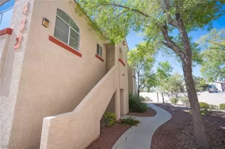 Photo #2: 2444183 Listing