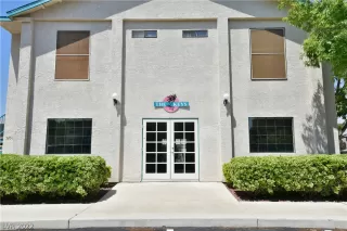 Photo #1: 2444188 Listing 