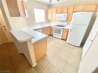 Photo #2: 2444192 Listing 