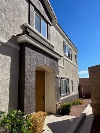 Photo #1: 2444199 Listing 