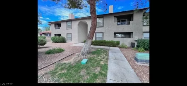 MLS: 2444219 Condo For Sale