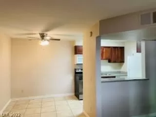 Photo #3: 2444219 Listing 