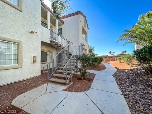 MLS: 2444225 Condo For Sale