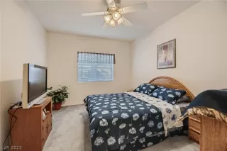 Photo #5: 2444240 Listing