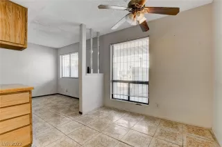 Photo #5: 2444253 Listing