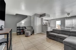 Photo #6: 2444297 Listing 