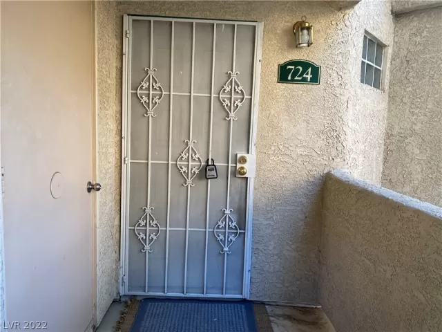 MLS: 2444352 Condo For Sale