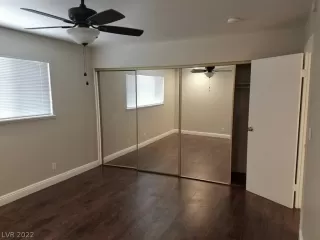 Photo #5: 2444382 Listing 