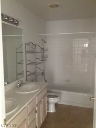 Photo #6: 2444424 Listing