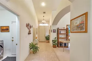 Photo #1: 2444461 Listing 