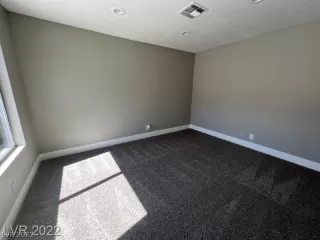 Photo #2: 2444476 Listing 