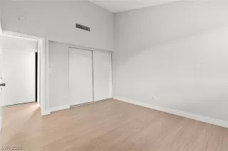 Photo #6: 2444479 Listing 