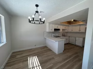 Photo #3: 2444480 Listing 