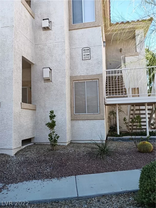 MLS: 2444507 Condo For Sale