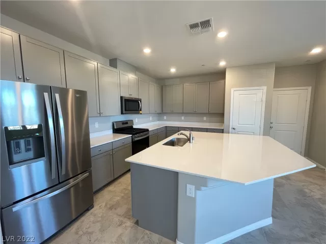 MLS: 2444519 Condo For Sale