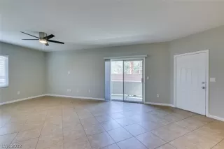 Photo #4: 2444537 Listing 