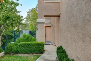 Photo #1: 2444569 Listing