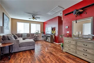 Photo #2: 2444628 Listing