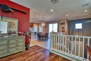 Photo #6: 2444628 Listing