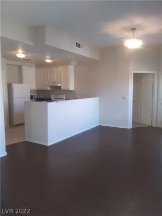 Photo #6: 2444654 Listing 