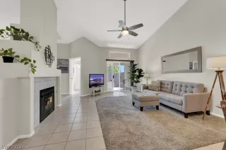 Photo #5: 2444704 Listing 