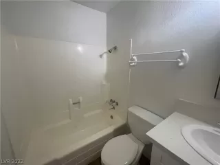 Photo #3: 2444826 Listing 