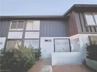 Photo #5: 2444826 Listing 