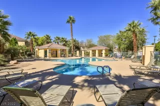 Photo #1: 2444847 Listing