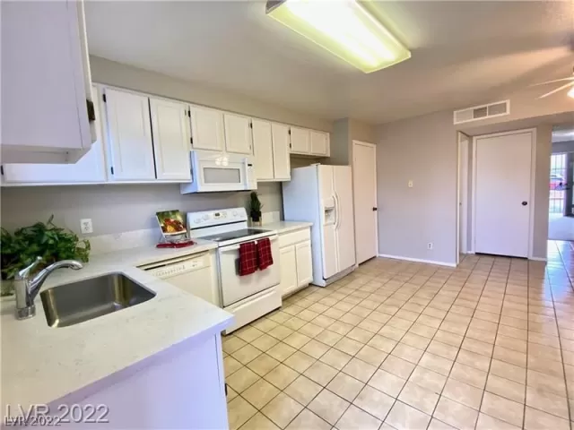 MLS: 2444848 Condo For Sale