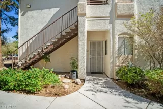 Photo #2: 2444849 Listing