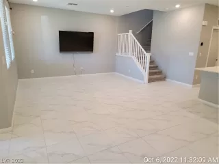 Photo #3: 2444894 Listing 