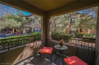 Photo #2: 2444935 Listing