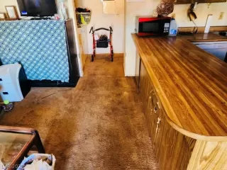 Photo #1: 2444967 Listing