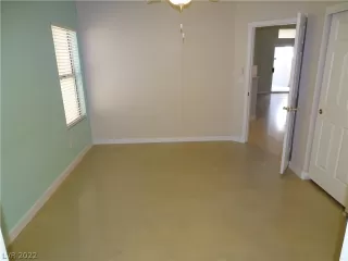 Photo #6: 2444993 Listing 