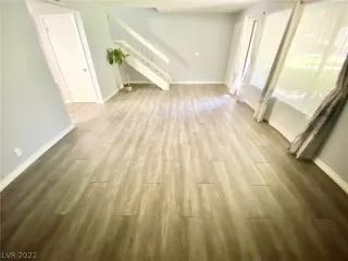 Photo #2: 2445010 Listing 