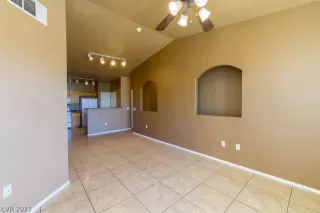 Photo #5: 2445050 Listing 