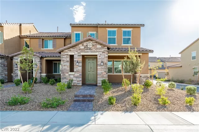 MLS: 2445137 Condo For Sale