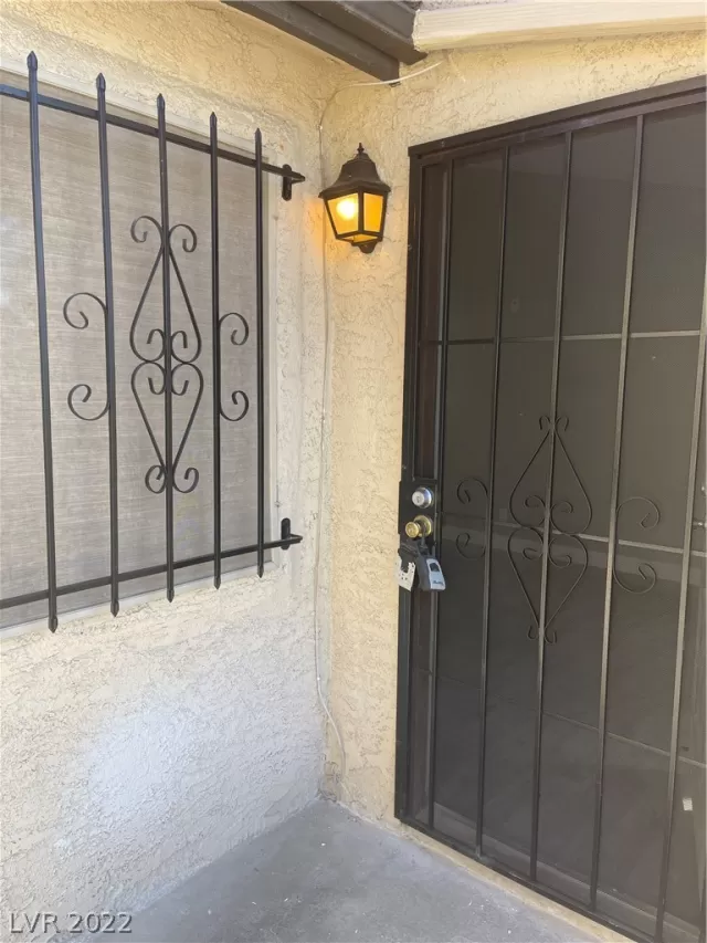 MLS: 2445164 Condo For Sale