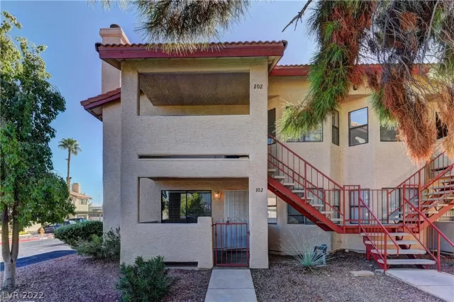 MLS: 2445173 Condo For Sale