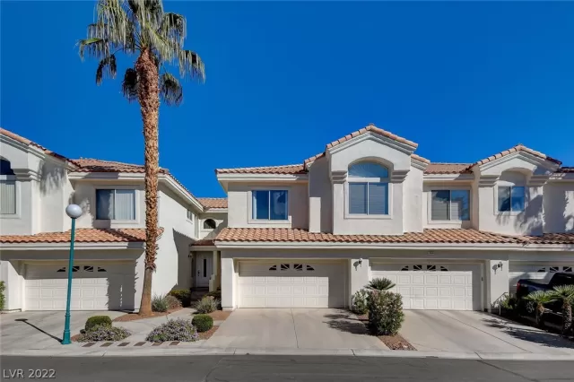 MLS: 2445229 Condo For Sale