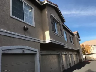 Photo #1: 2445269 Listing 