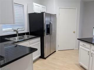 Photo #1: 2445277 Listing