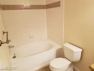 Photo #2: 2445278 Listing 