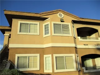 Photo #1: 2445280 Listing 