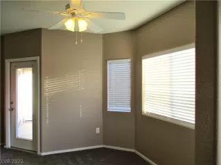 Photo #4: 2445280 Listing 