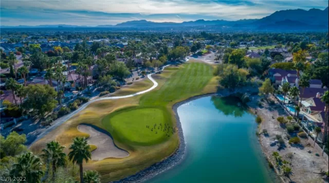 MLS: 2445282 Condo For Sale