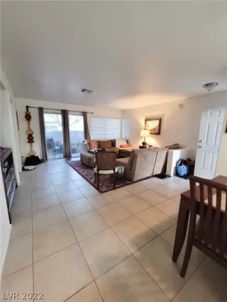 Photo #1: 2445289 Listing