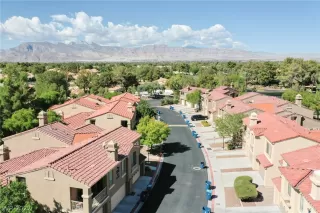 Photo #1: 2445291 Listing 